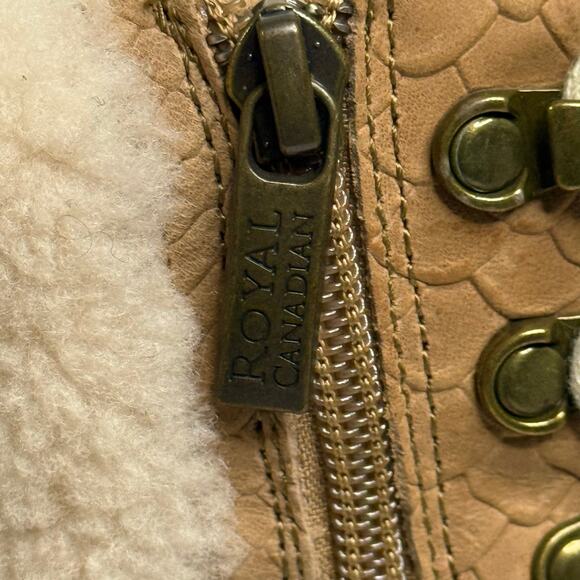 Rare Royal Canadian Cambridge “Croc” Embossed Leather Waterproof Boots 8.5 - Picture 15 of 16